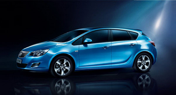  New Buick Excelle for China: Rebadged Opel Astra Debuts at Auto Guangzhou 2009