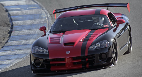  2010 Dodge Viper ACR to Debut at LA Show, Breaks Lap Record at Laguna Seca [with VIDEO]