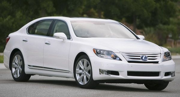  Lexus Announces Increased Prices for 2010 Models, Updated LS600h L Starts from $109,675
