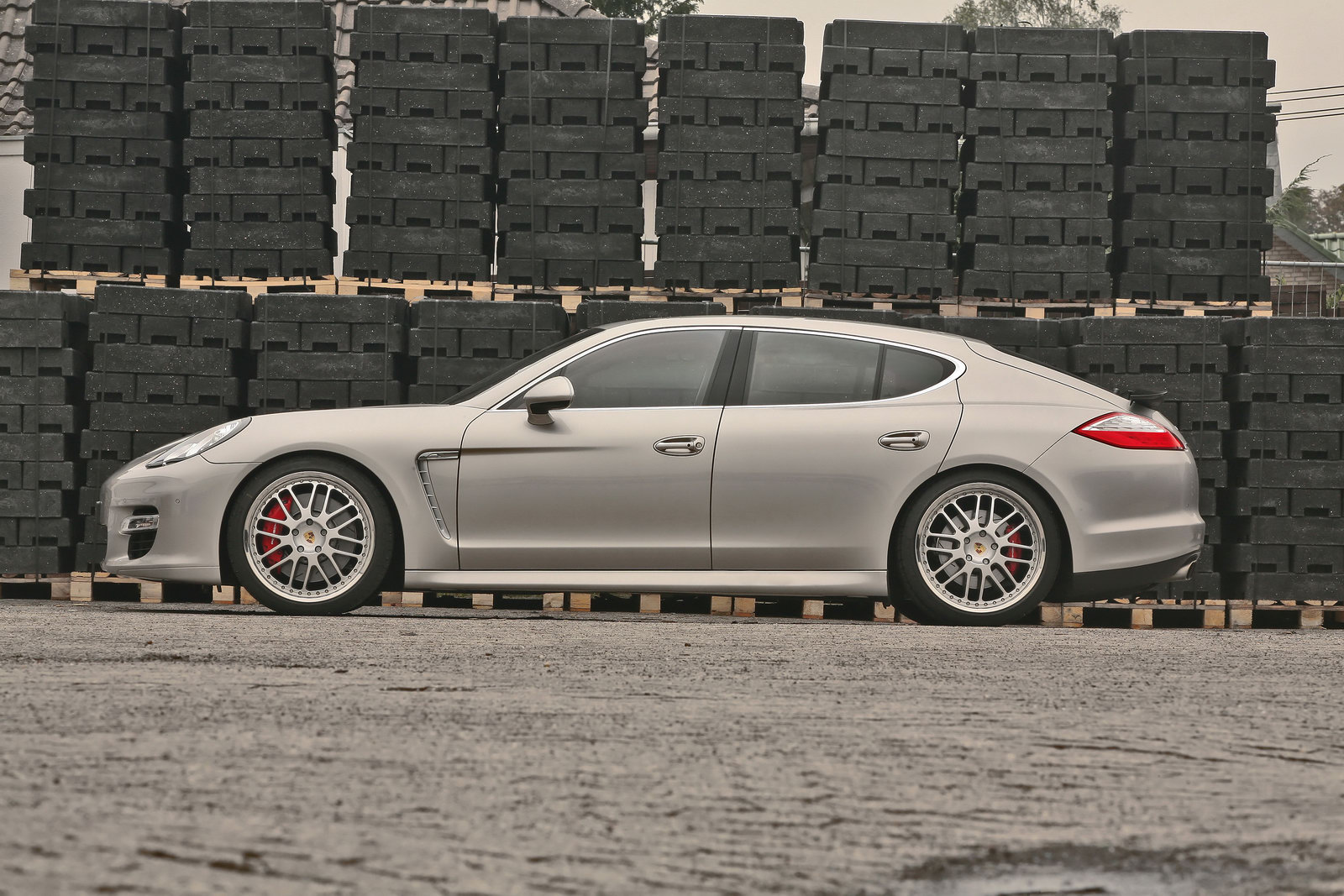 Porsche Panamera Turbo with Engine and Alloy Upgrades by Mcchip | Carscoops