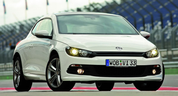  2010 VW Eos and Scirocco get Golf GTI's 210HP 2.0 TSI Engine, Fuel Consumption Reduced by up to 9%