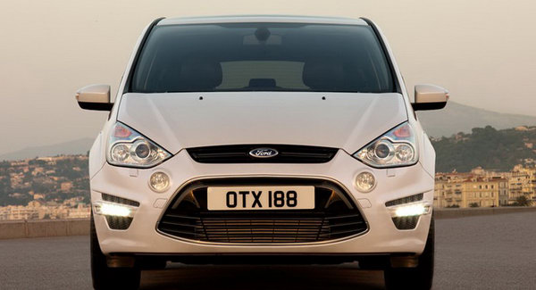  2010 Ford S-MAX and Galaxy MPV Facelift Photos Leaked