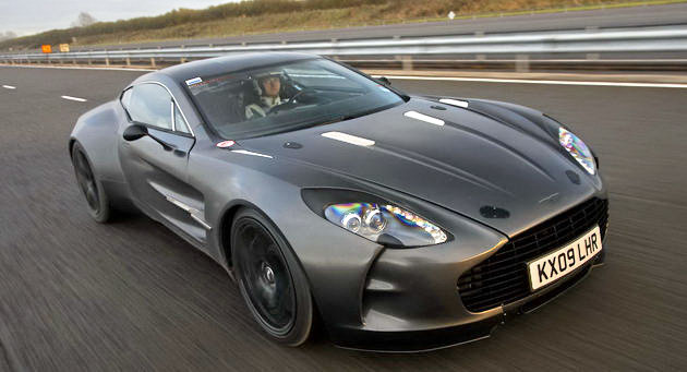  Aston Martin One-77 Supercar Records 220mph – 355km/h Top Speed During Testing