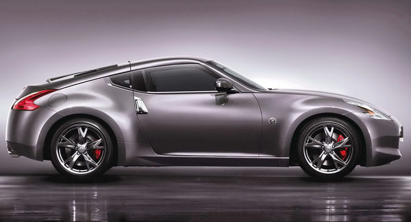  Nissan Puts a Price on the Limited Run 370Z 40th Anniversary Edition