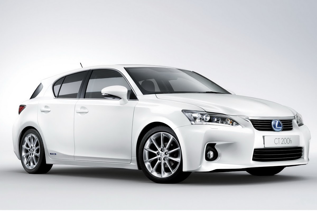 Lexus Sends Off The CT 200h With “Cherised Touring” Special Edition In Japan