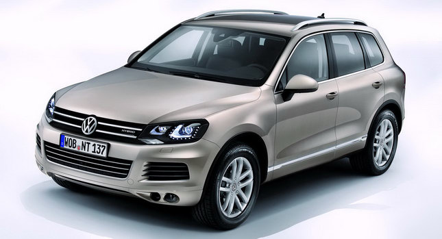  2011 VW Touareg Debuts with New Hybrid Powertain – First Official Photos