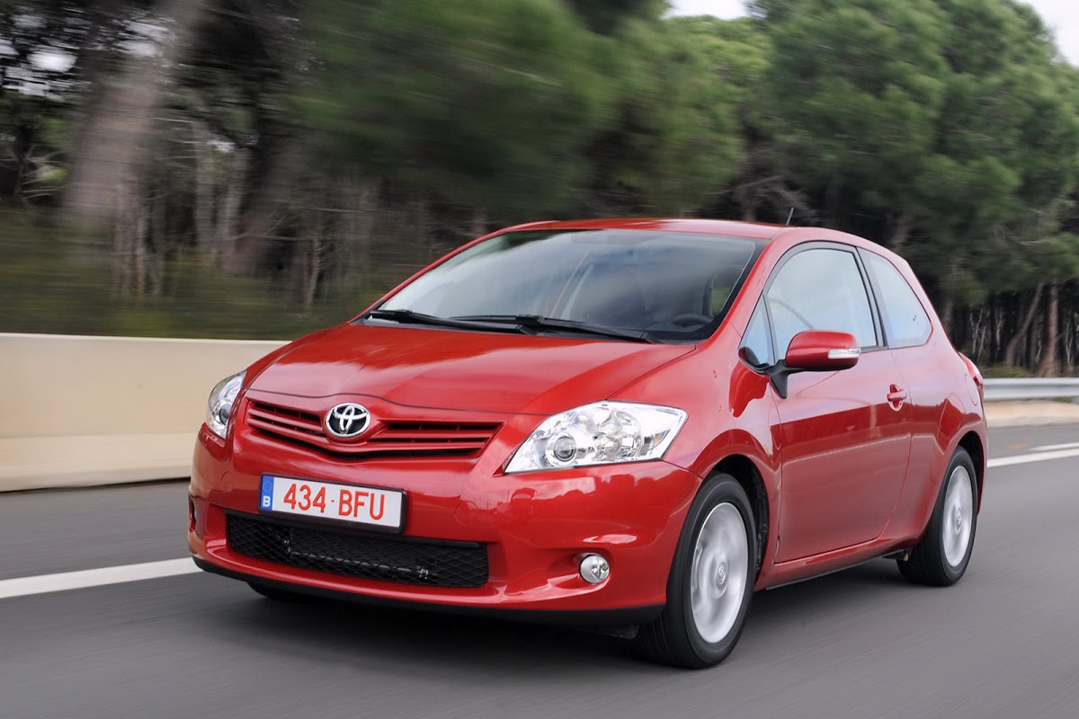 Тойота аурис или хонда джаз что лучше - 88 фото