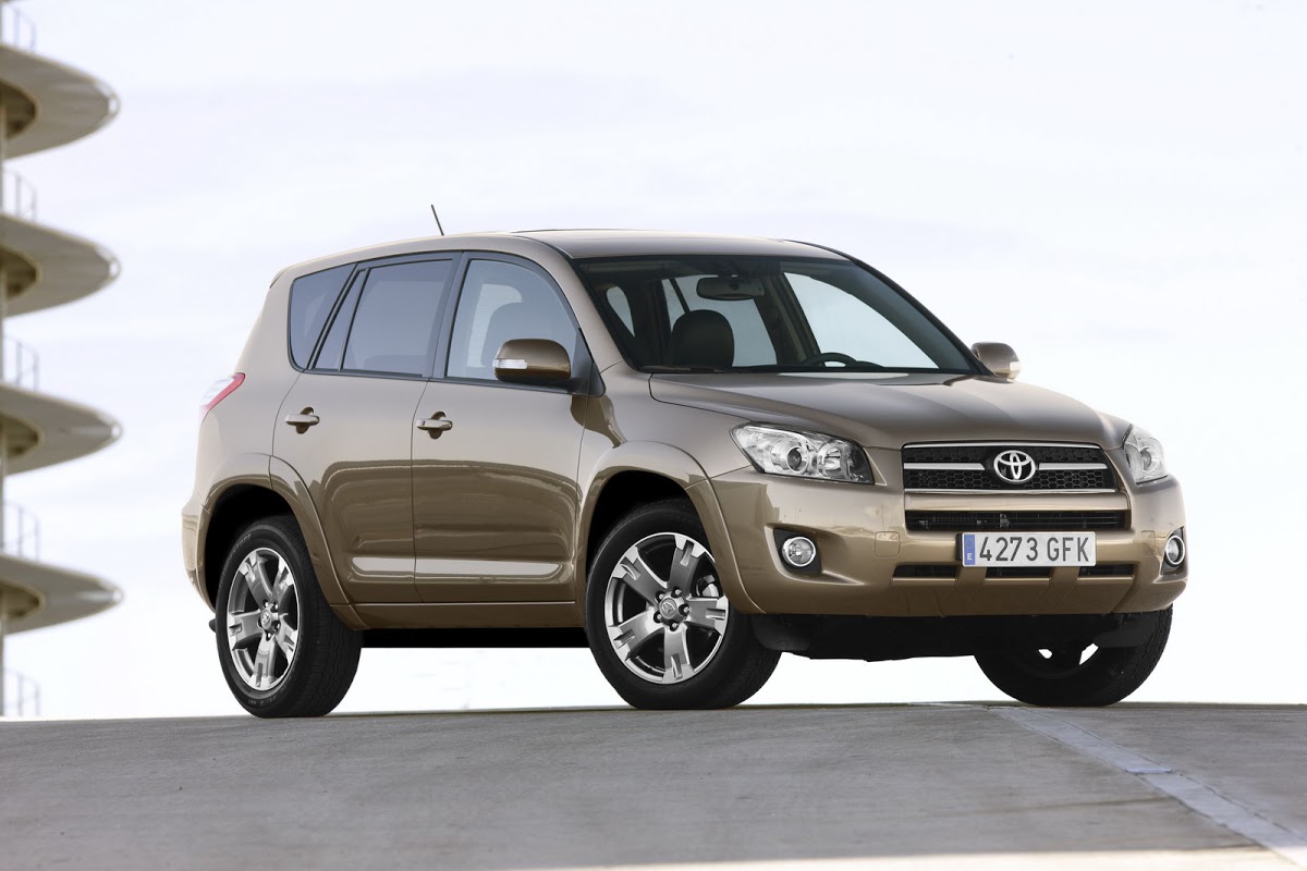 2010 Toyota RAV4 Facelift First Official Photo Released