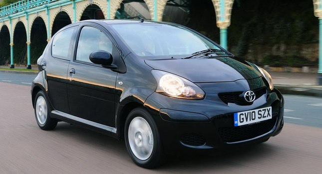  New Top-of-the-Line Toyota Aygo Black