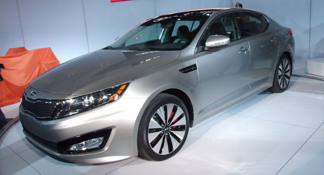  2011 Kia Optima Sedan Unveiled in NY: Offered with 2.4L, 2.0 Turbo and Hybrid Powertrains