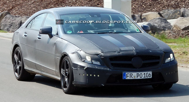  New 2011 Mercedes-Benz CLS Sports Saloon Scooped