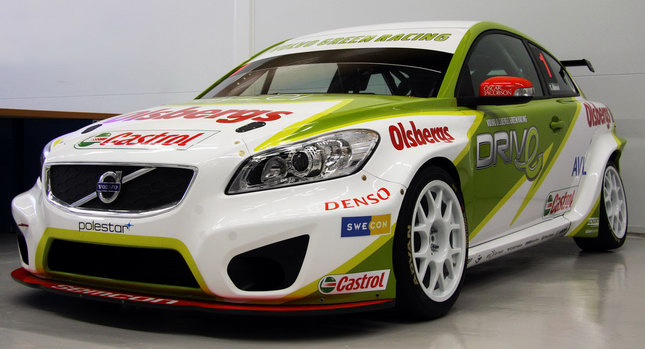  Volvo Unleashes New C30 STCC Racer [with Video]