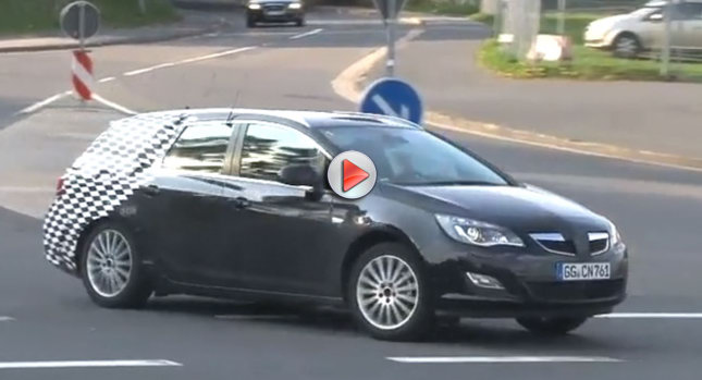  SCOOP: New Opel Astra Sports Tourer Caught on Film