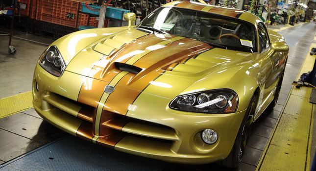  Last Dodge Viper Rolls Off the Production Line [with Video]