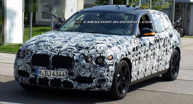  2012 BMW 1-Series 5-door Scooped, Shows its Insides for the first time