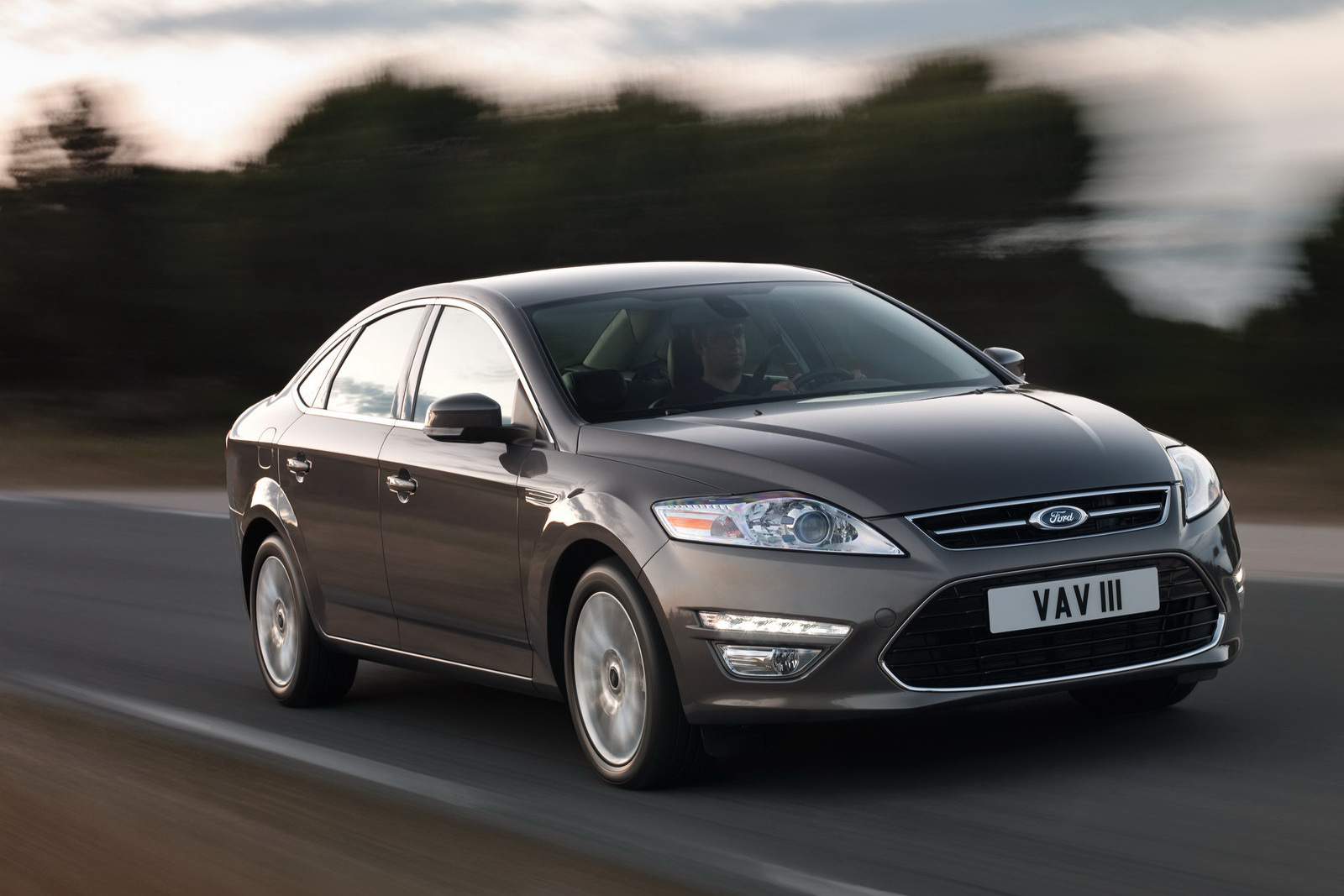 2011 Ford Mondeo Facelift Premieres in Moscow, 50 High-Res Photos