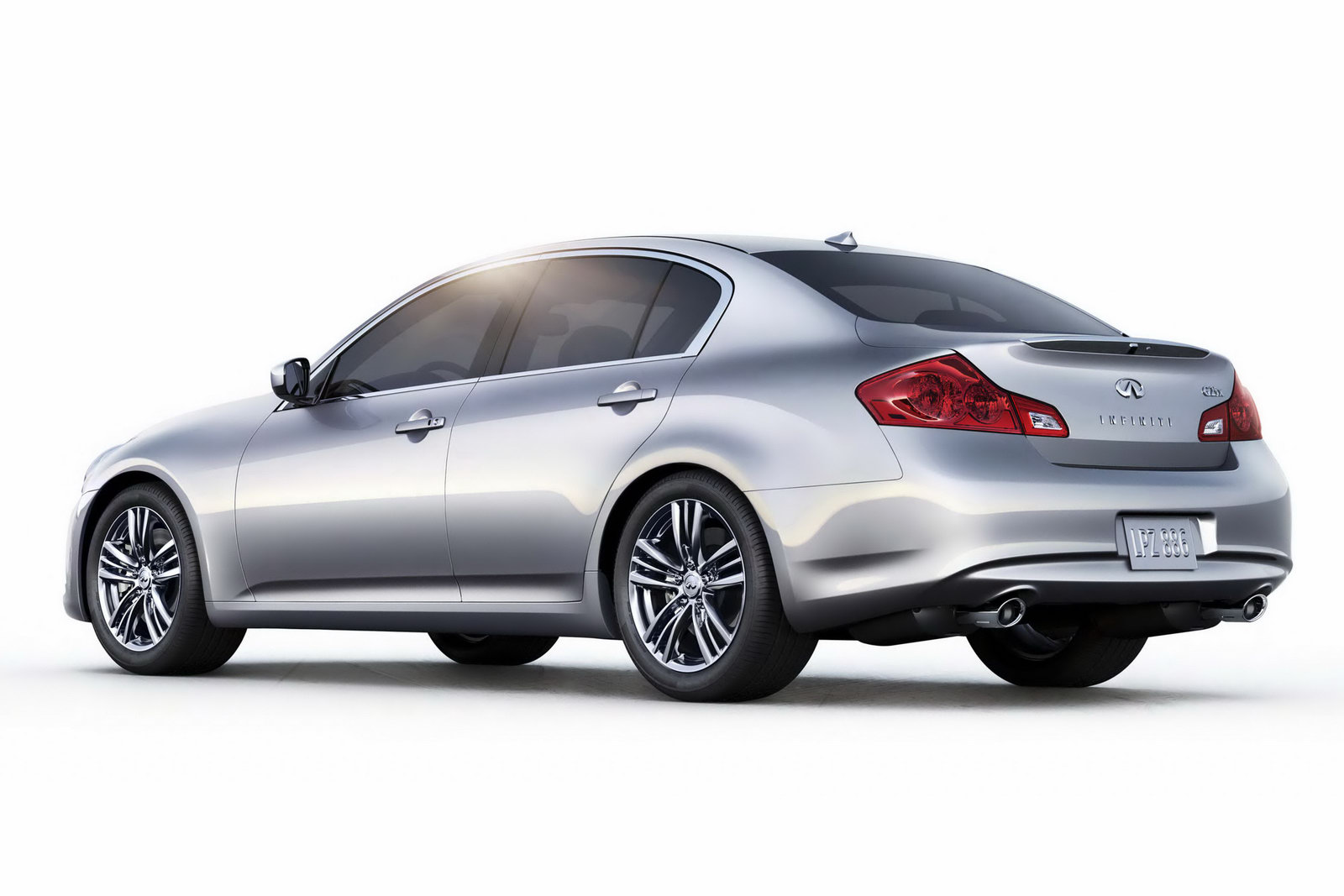New Infiniti G25 with 218HP 2.5L V6, Priced from $30,950 | Carscoops