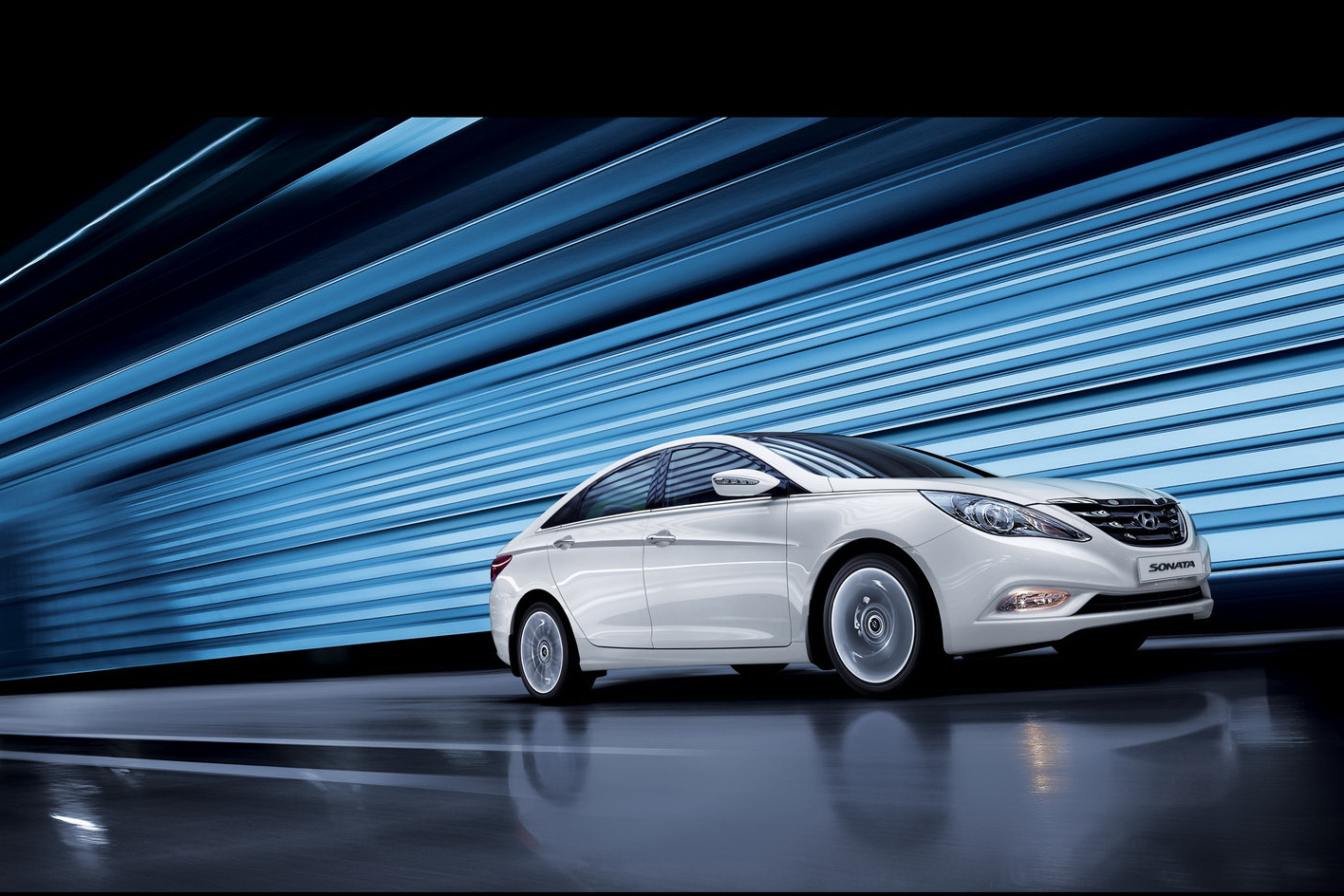 Hyundai Shows Russian Market Sonata Sedan in Moscow | Carscoops