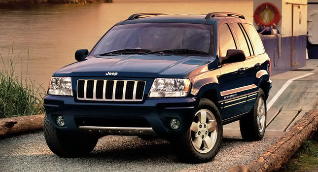  NHTSA Investigates Jeep Grand Cherokee Over Possible Fuel-Tank Defect after Fire-Related Deaths in Crashes