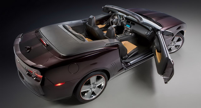  2011 Chevrolet Camaro SS Convertible gets Special Edition for Neiman Marcus' Christmas Book