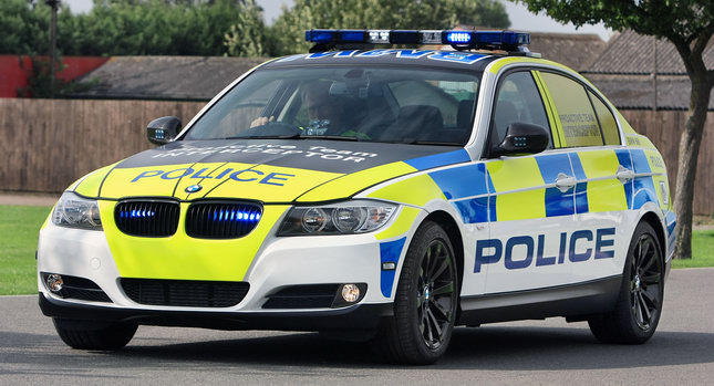  BMW Gains UK Police Approval, Announces 330d Saloon Interceptor