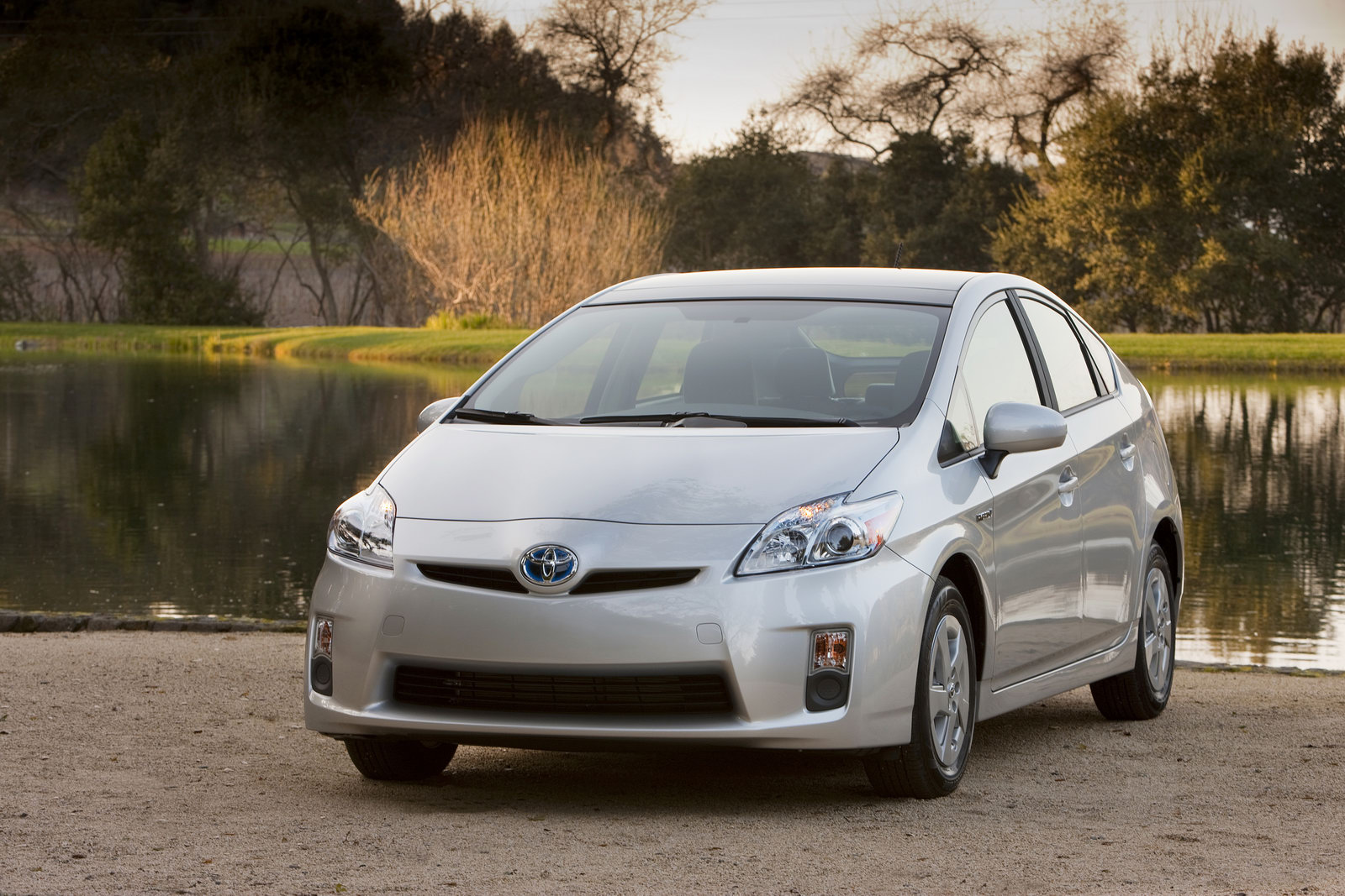 Toyota to Build Prius Hybrid in Thailand Carscoops