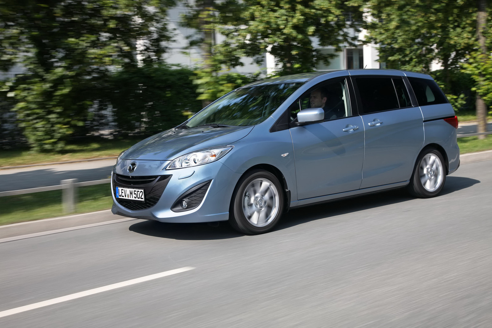 Mazda 5 minivan