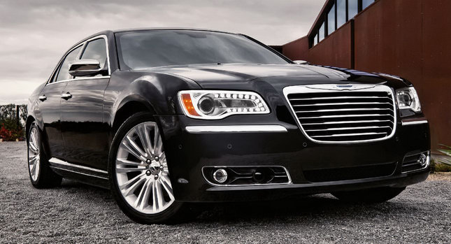  2011 Chrysler 300: New Gallery with 23 High Res Photos