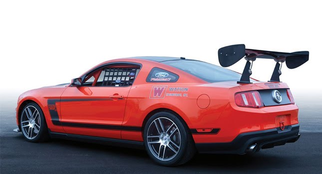  Ford Unwraps Mustang Boss 302S Turn-Key Ready Racecar