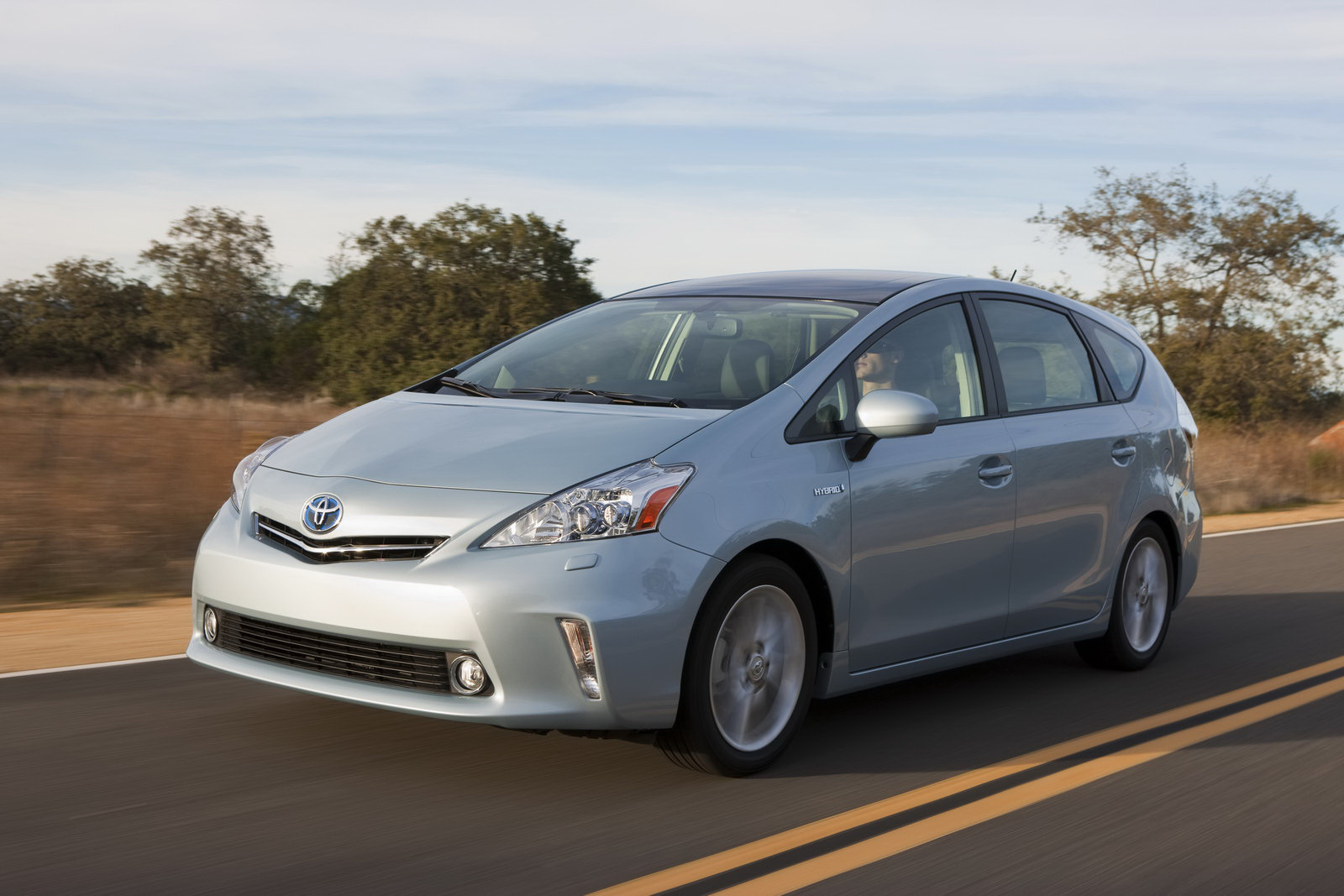 2011 Detroit Show: All-New Toyota Prius V Minivan Hybrid | Carscoops