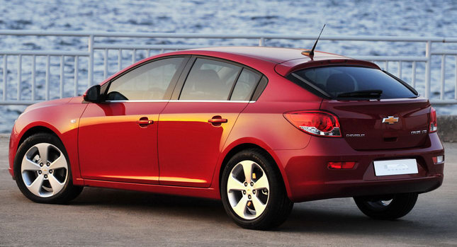  2012 Chevrolet Cruze Hatchback: First Official Photos of Production Model Released Ahead of Geneva Show