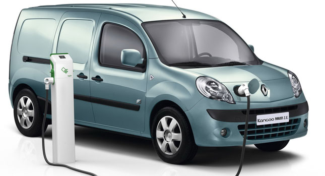  Renault Unveils the Kangoo Maxi Z.E., the LWB Version of its Small Electric Van