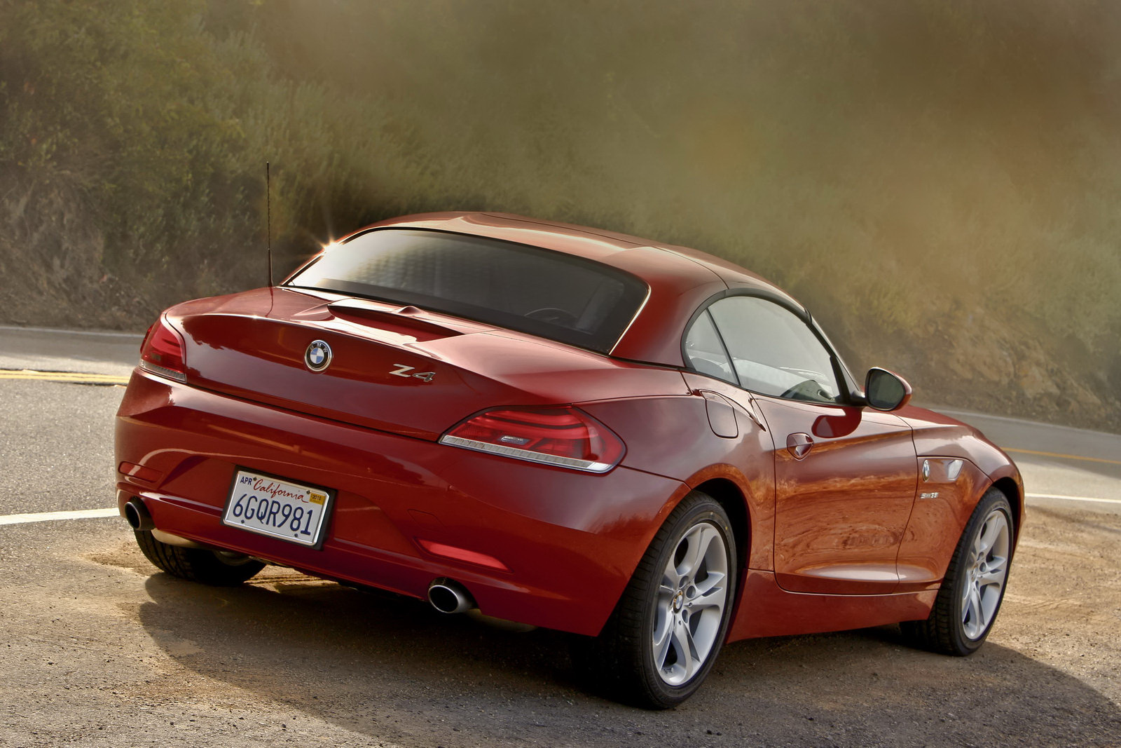New Z4 sDrive 28i is the First BMW in the USA to get the 2.0-liter Four ...