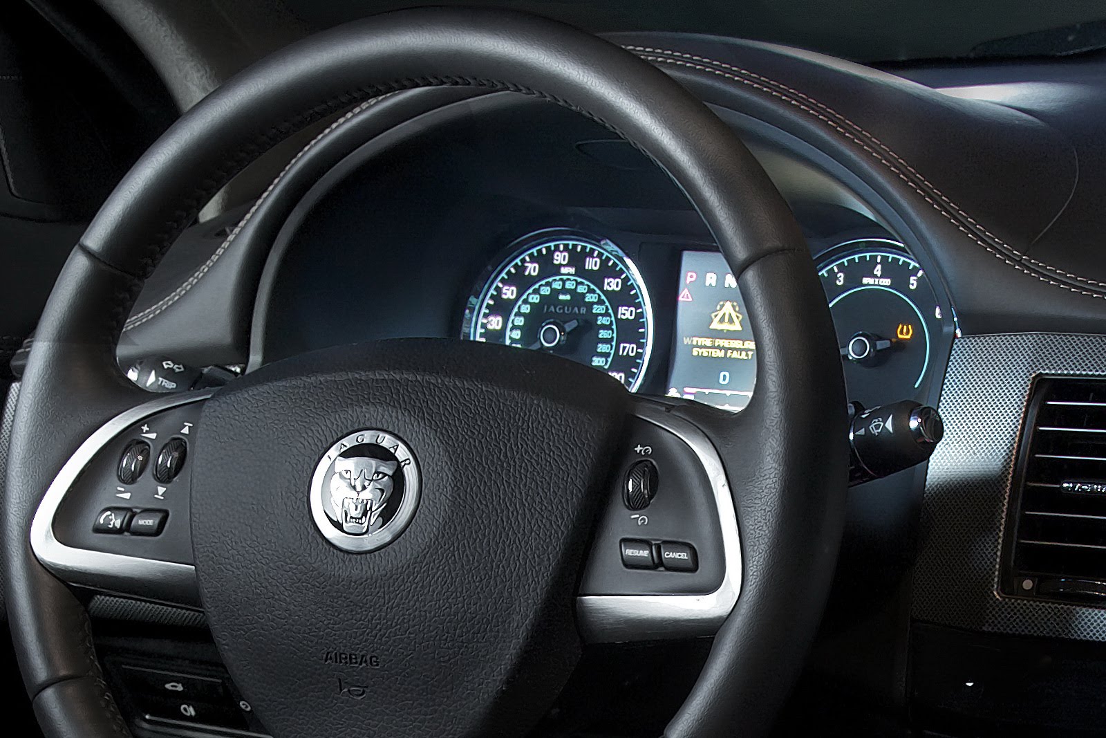 Неисправность ebd jaguar xf