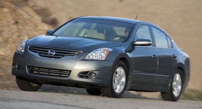  Nissan to Axe Altima Hybrid at the End of the 2011 Model Year