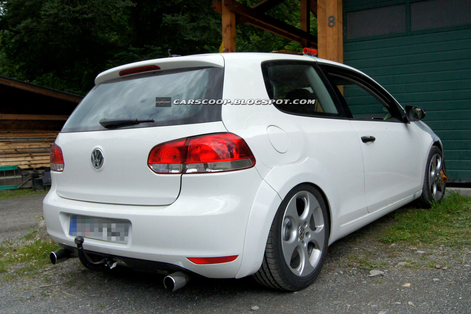 2013 VW Golf GTI and Golf R Mk7 Test Mules Scooped in Germany | Carscoops