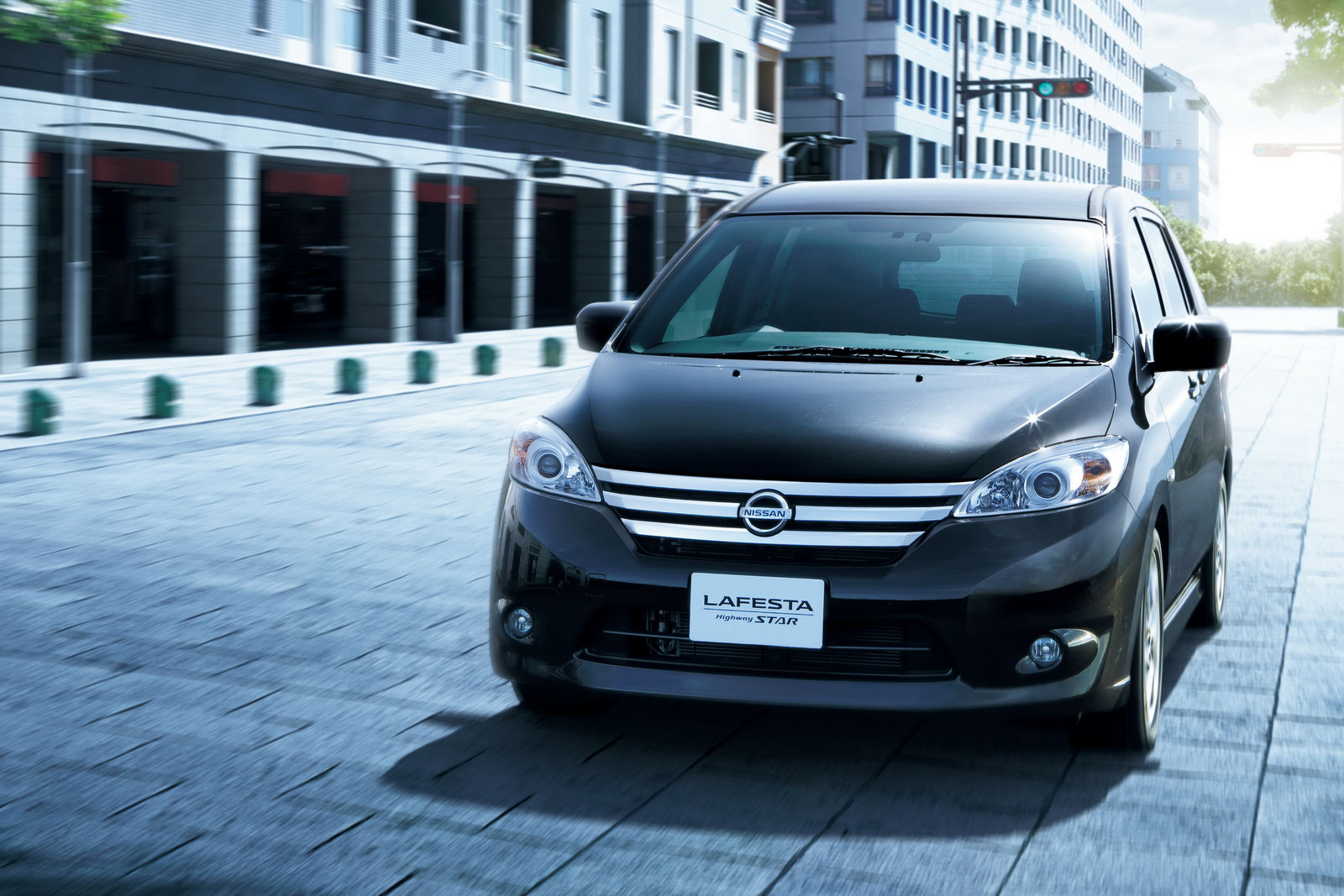 Nissan Rebadges Mazda5 MPV for Japan, Calls it the New Lafesta Highway ...