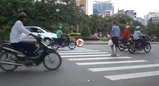  Video: Pedestrian Crossing from Hell