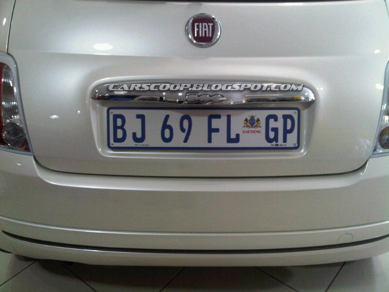 fiat 500 license plate light