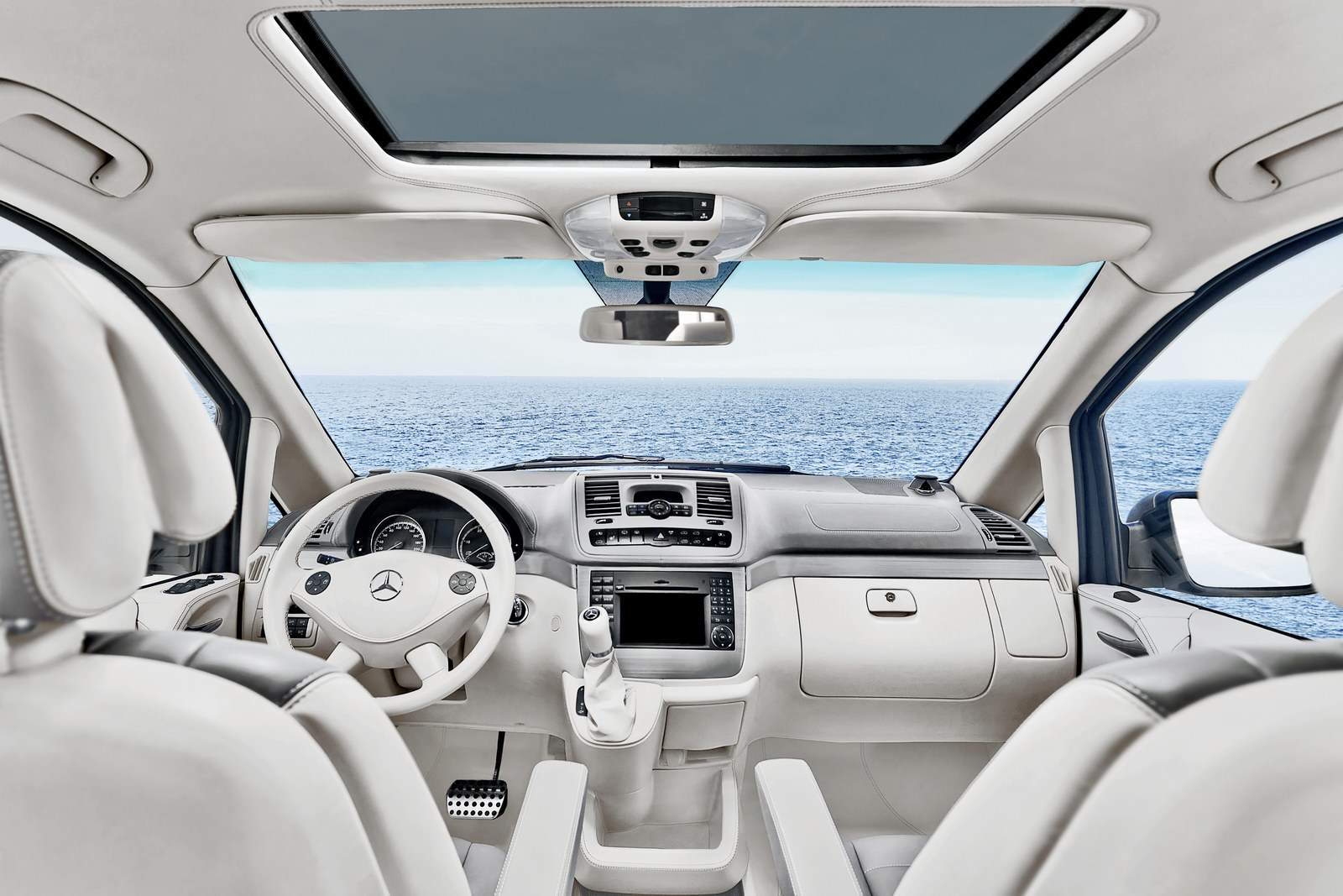 Mercedes Viano Vision Pearl Custom Van Concept