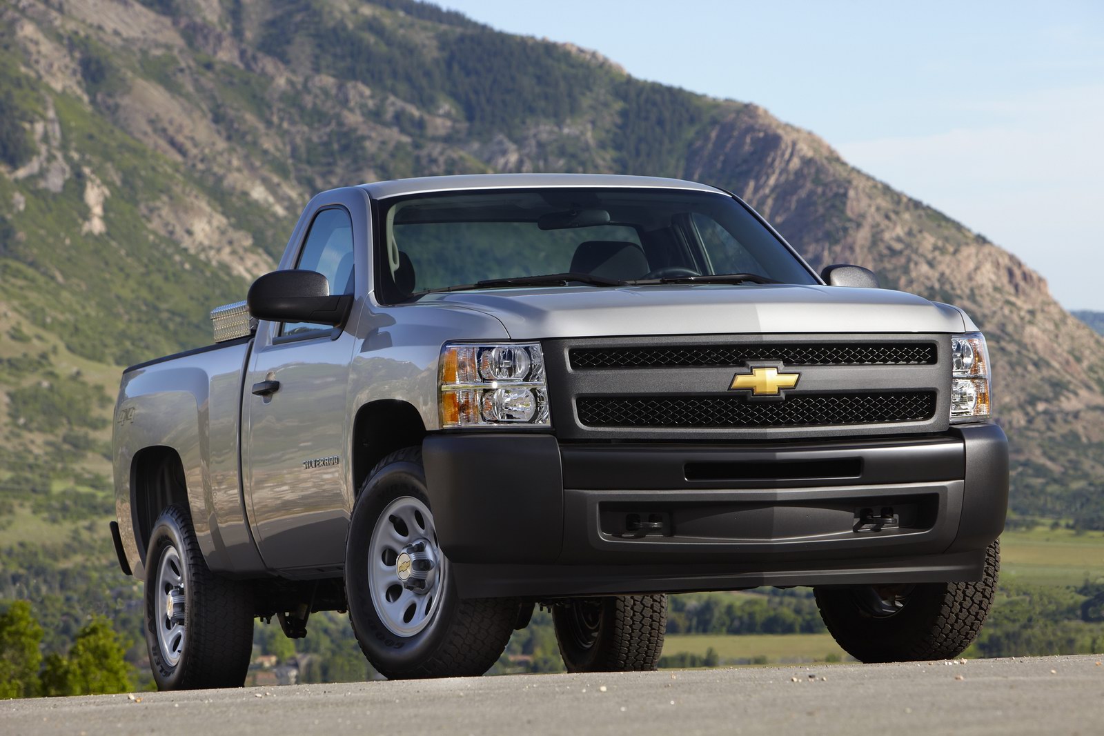 Subtle Revisions for 2012MY Chevrolet Silverado | Carscoops