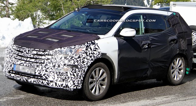  SPIED: 2013 Hyundai Santa Fe Shows a Little More Skin