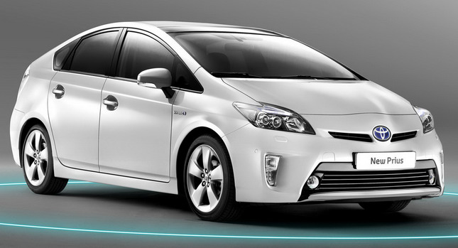  Facelifted 2012 Toyota Prius Quietly Makes World Premiere in Frankfurt