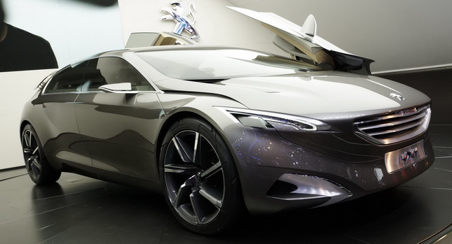  IAA 2011: Peugeot's Futuristic HX1 Minivan Concept for Six