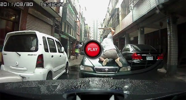  In Car Video Footage of a Very Bizarre Incident