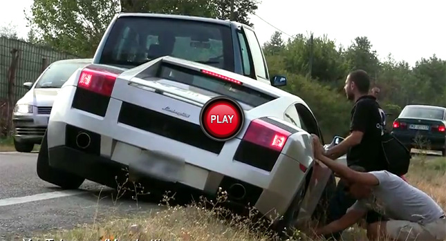  Video: Lamborghini Gallardo "Ditched" to Avoid Oncoming Car