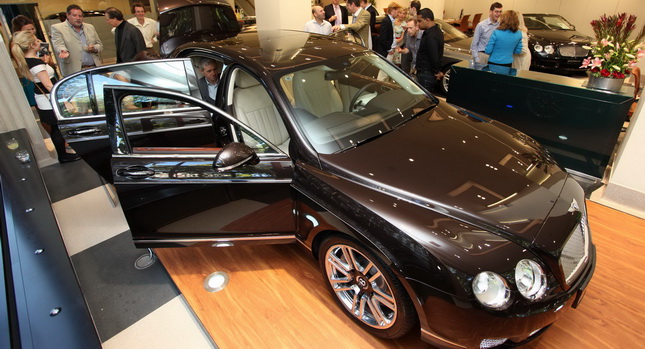  Bentley Launches China-Only Continental Flying Spur "Linley" Special Edition