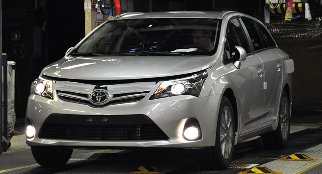  Toyota Begins Production of 2012 Avensis, Releases UK Pricing