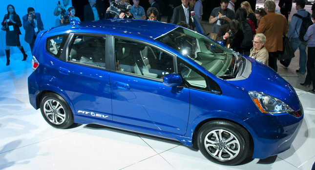  2013 Honda Fit EV gets up to 123 miles, Priced at $36,625 but will be Available only for Lease [Video]