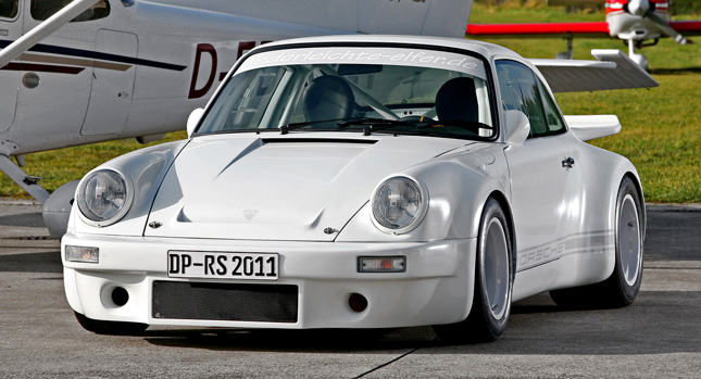  DP Motorsports Redoes a 1973 Porsche 911 in Carbon Fiber